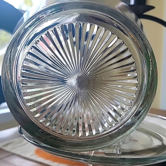 Indiana Glass Holly Berry Christmas Bowl - Picture 2 of 2